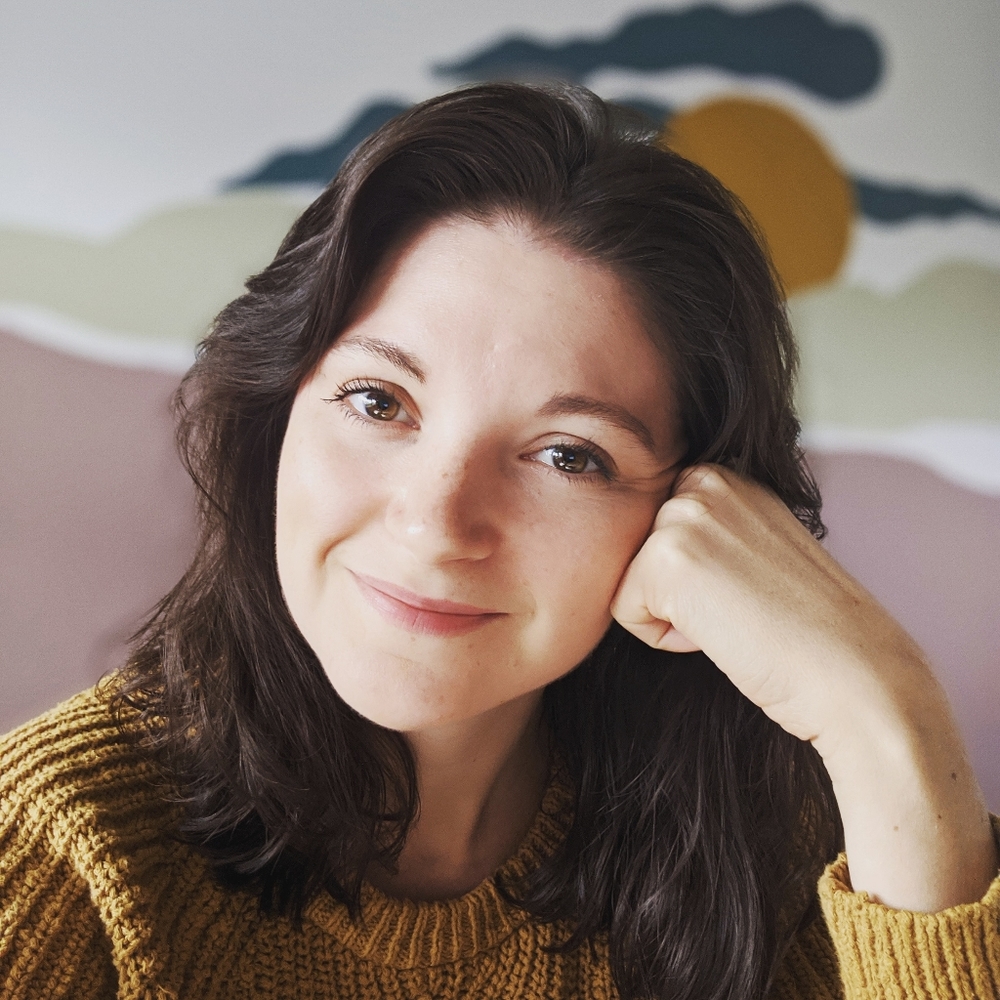 Meet your Posher, Hilary